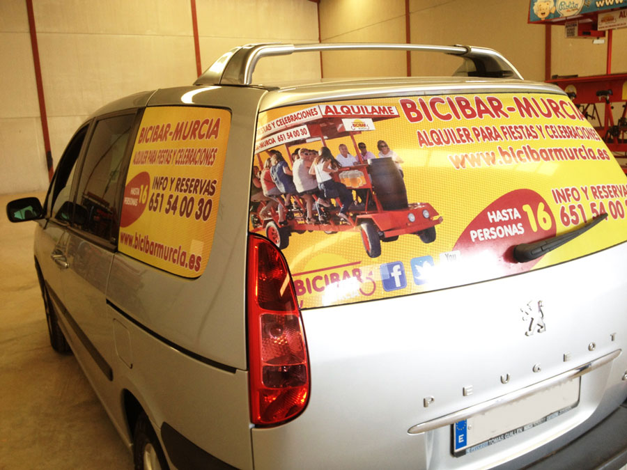 rotulación integral de coche de empresa con vinilo homologado rotulación integral de coche de empresa con vinilo homologado